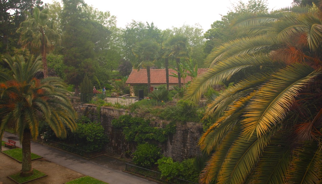 Bayonne in Frankreich nahe am Atlantik - botanischer Garten