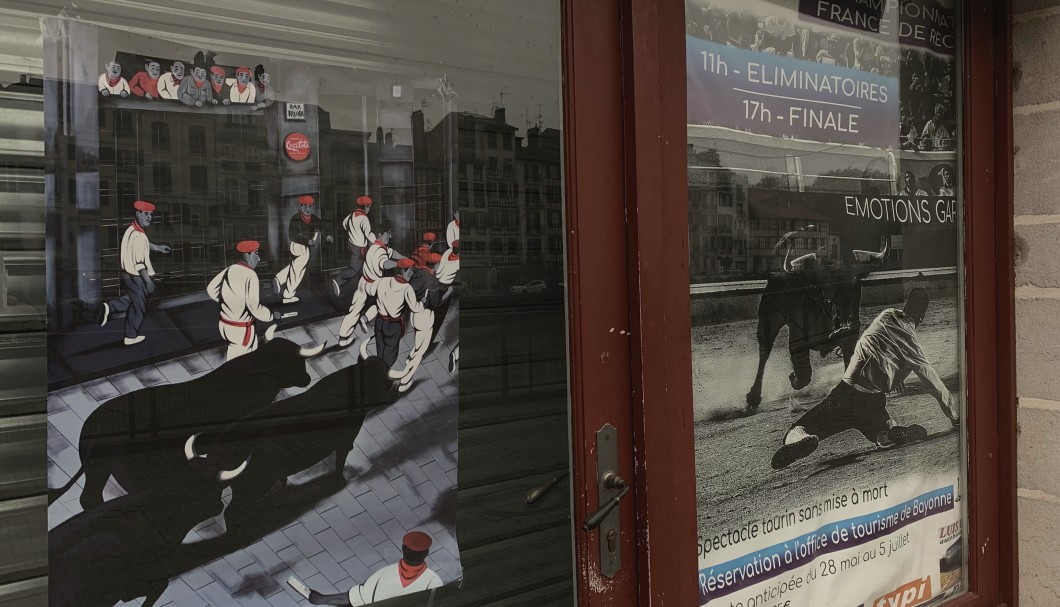 Bayonne in Frankreich nahe am Atlantik - Plakate Stierkampf