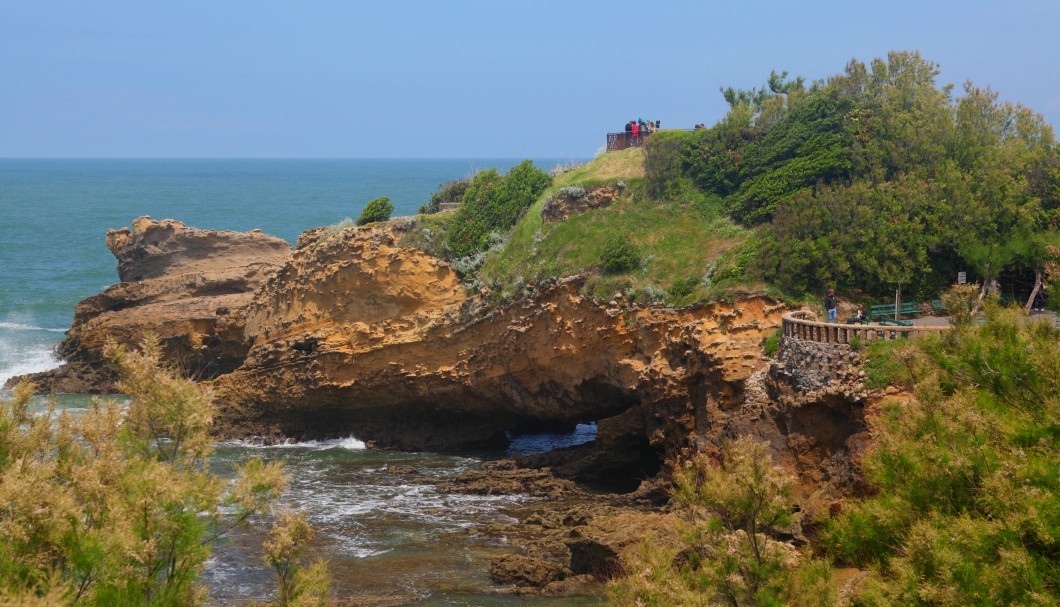 Biarritz in Frankreich am Atlantik - Rocher du Basta