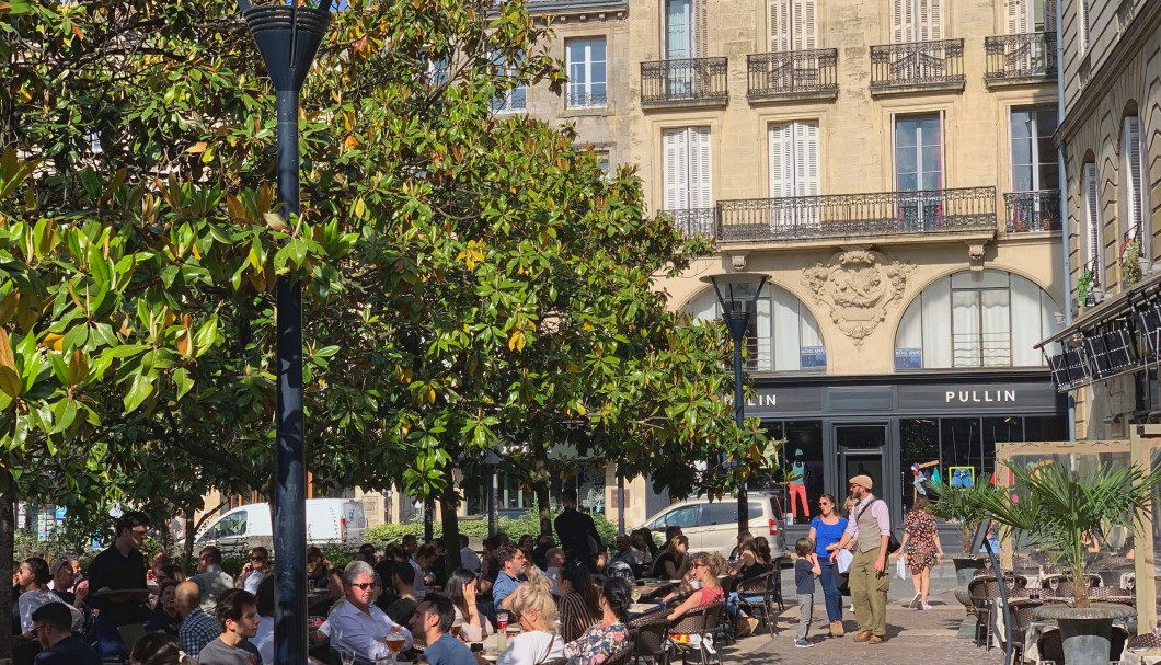 Bordeaux in Frankreich nahe am Atlantik - Place Camille Jullian