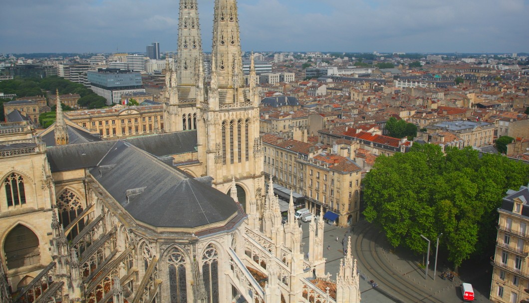 Bordeaux in Frankreich nahe am Atlantik - Panorama Tour Pey-Berland