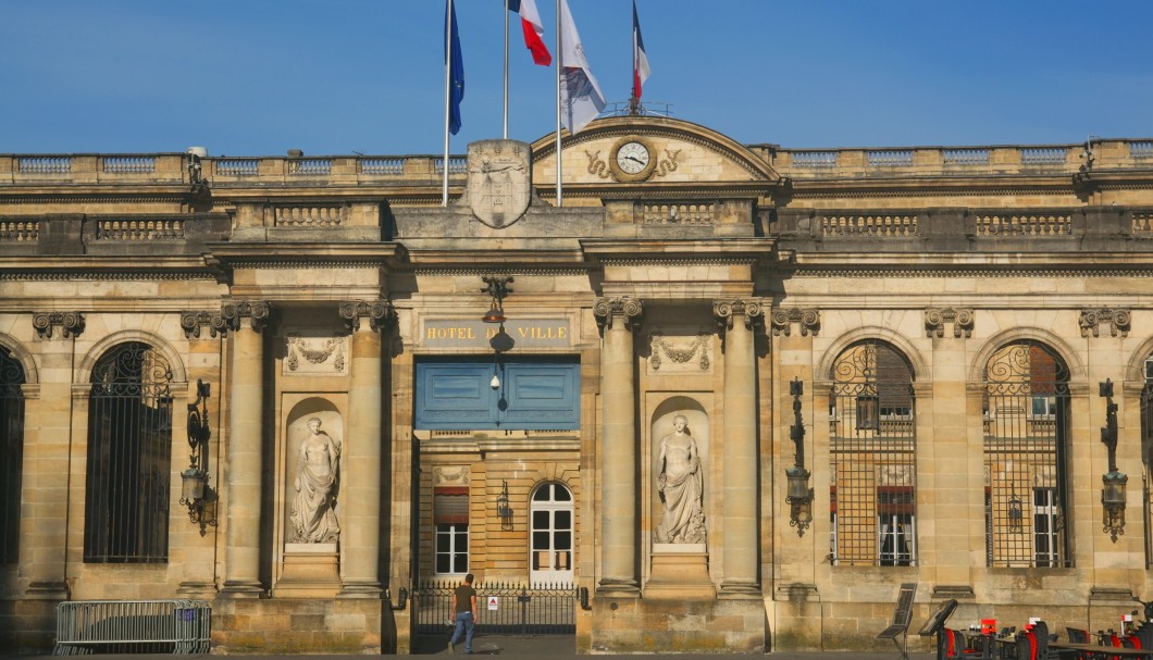 Bordeaux in Frankreich nahe am Atlantik - Rathaus Hôtel de Ville