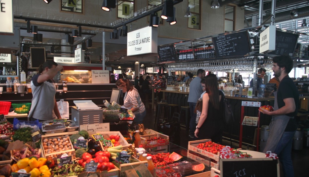 Bordeaux in Frankreich nahe am Atlantik - Les Halles de Bacalan 1