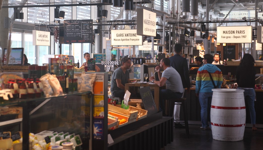 Bordeaux in Frankreich nahe am Atlantik - Les Halles de Bacalan 2