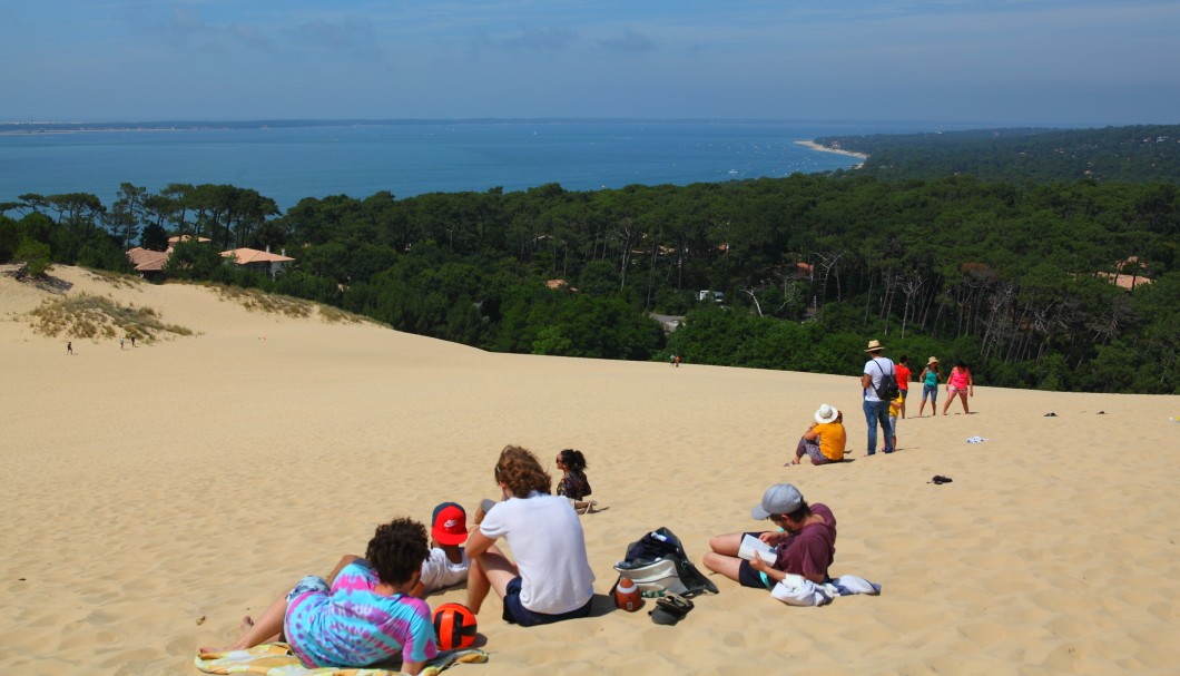 Die Dune de Pilat an der Atlantikküste - Blick von Düne Atlantikküste Richtung Arcachon