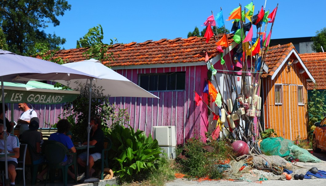 Île d'Oléron Frankreich Atlantik - Le Château d'Oléron bunte Fischerhäuser