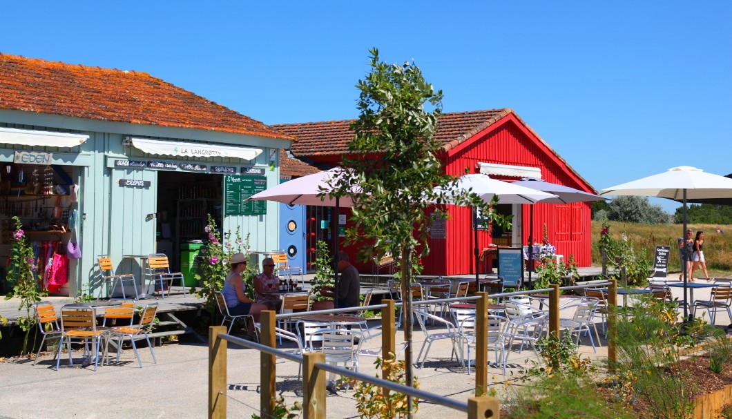 Île d'Oléron Frankreich Atlantik - Le Port des Salines bunte Fischerhäuschen