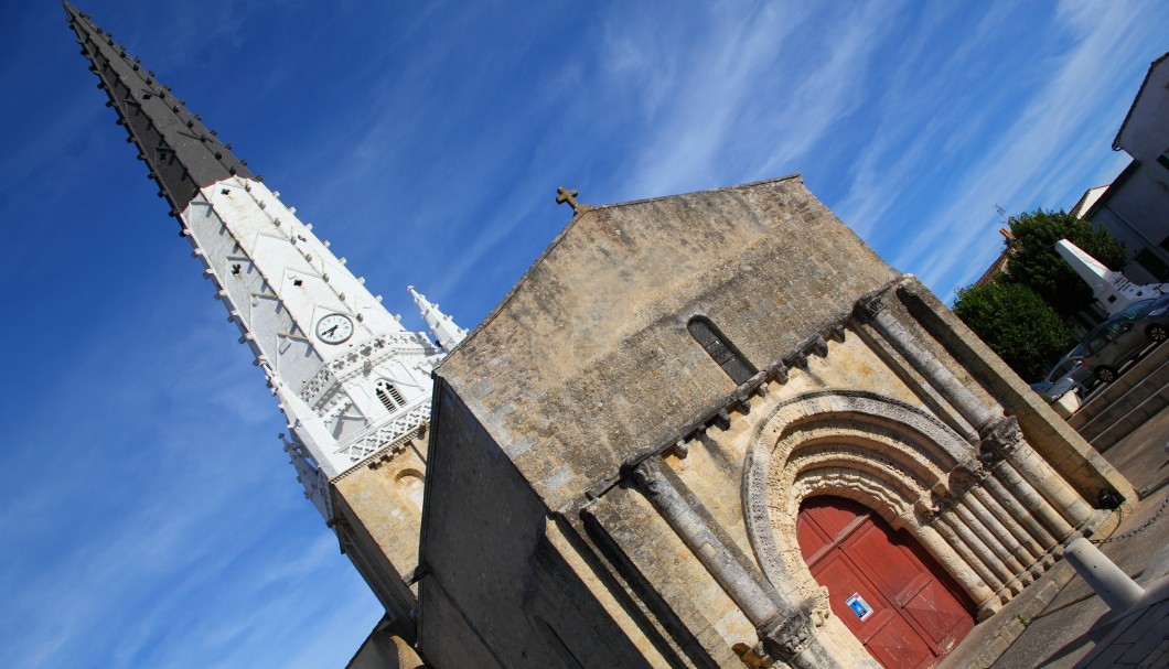 Île de Ré Frankreich Atlantik - Ars-en-Ré Kirche