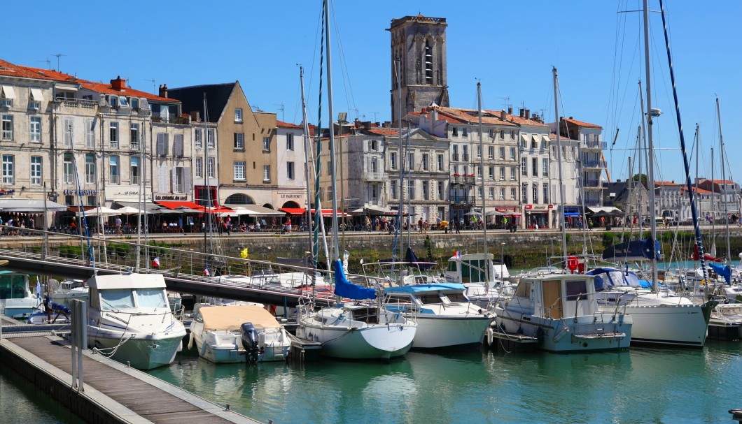 La Rochelle an der Atlantikküste - alter Hafen Segelboote