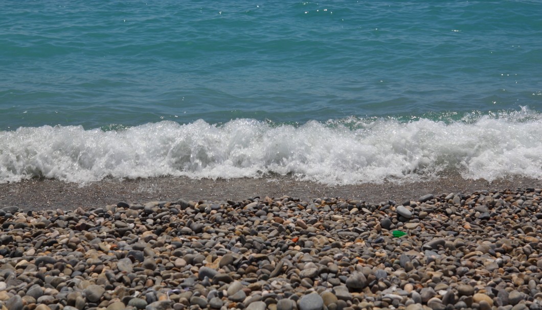 Nizza - Strand, Steine, Wellen