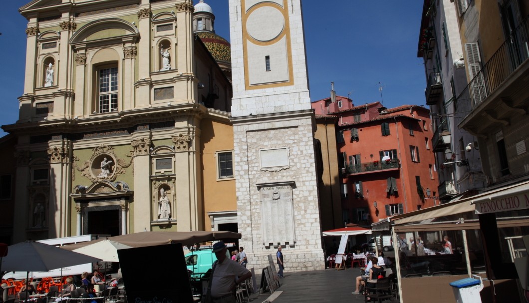 Nizza - Altstadt mit Kathedrale Sainte-Réparate