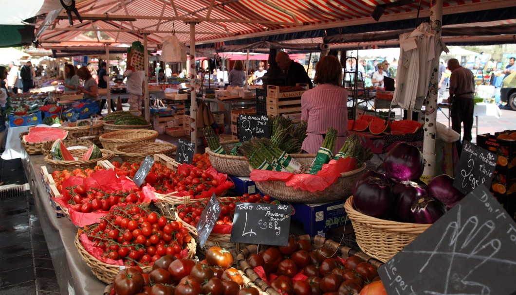 Nizza - Cours Saleya Gemüsestand