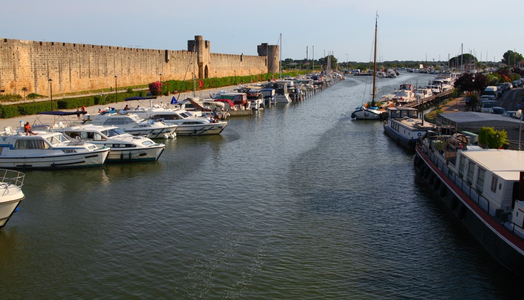 Aigues-Mortes in Südfrankreich - Stadtmauer 1