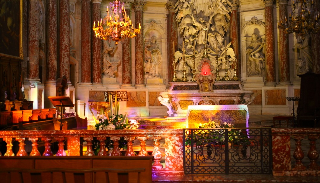 Béziers in Südfrankreich - Kathedrale St-Nazaire innen 3