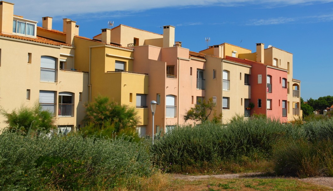 Cap d'Agde in Südfrankreich am Meer - Vieux Cap Häuser