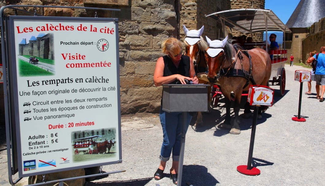 Carcassonne in Südfrankreich - Besichtigung mit Pferdekutsche