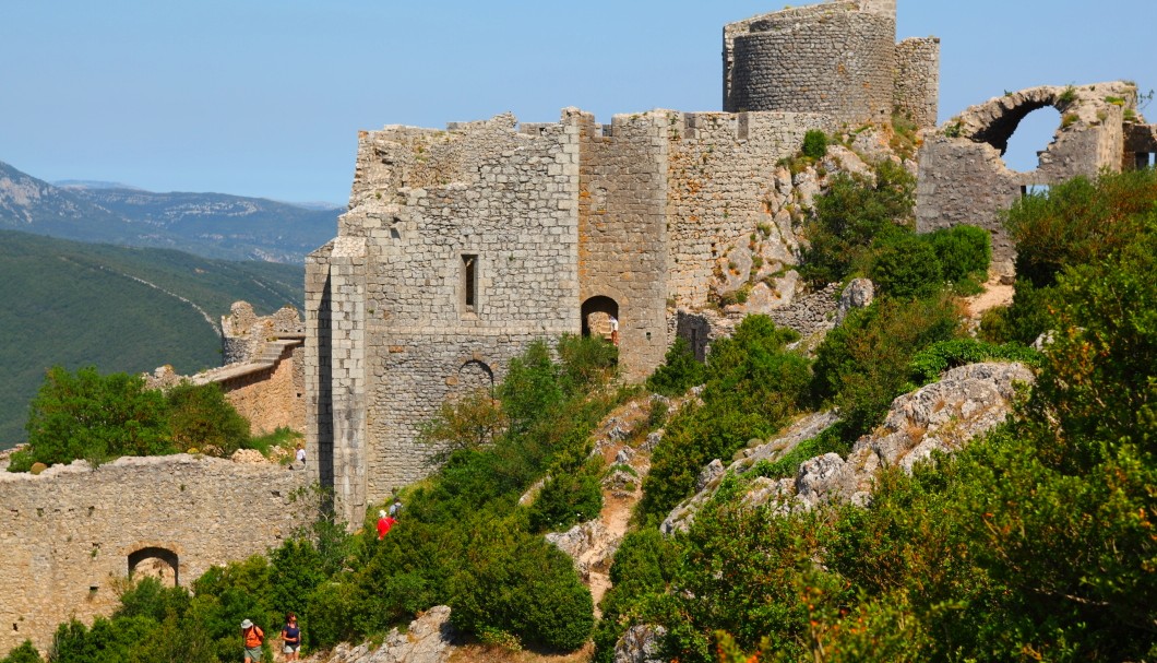 Peyrepertuse in Südfrankreich - Burg unten 3