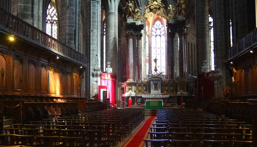 Narbonne in Südfrankreich - Kathedrale innen 1