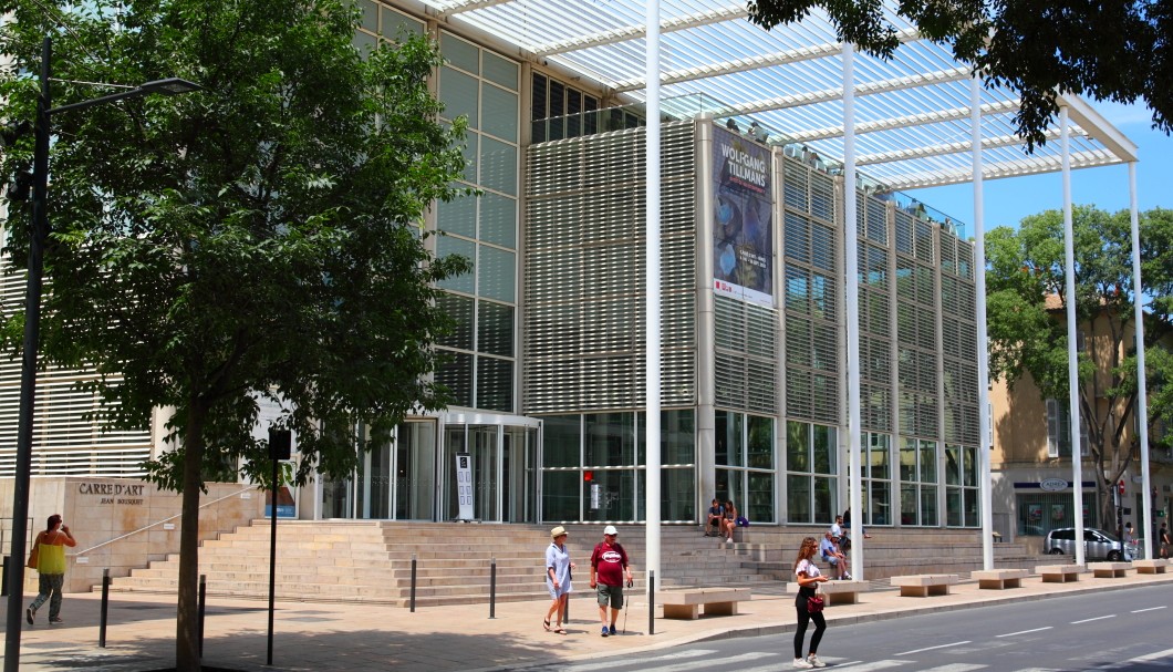 Nîmes in Südfrankreich - Kunstmuseum Carré d'Art