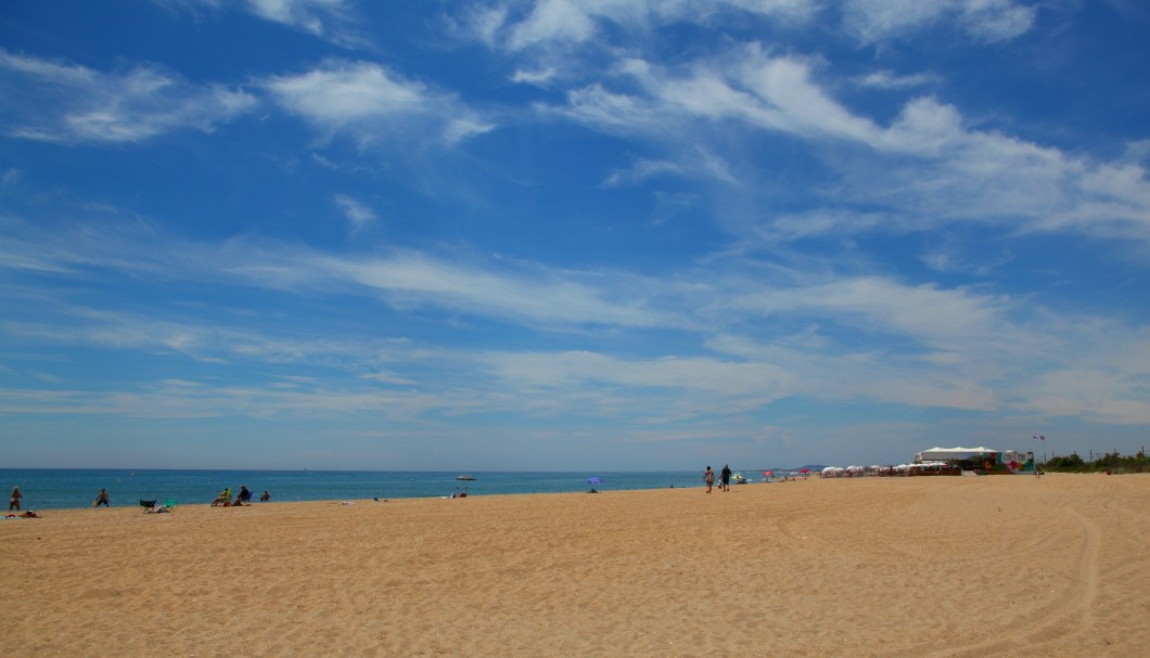 Sète Strand am Mittelmeer beim Étang de Thau in Südfrankreich - 3