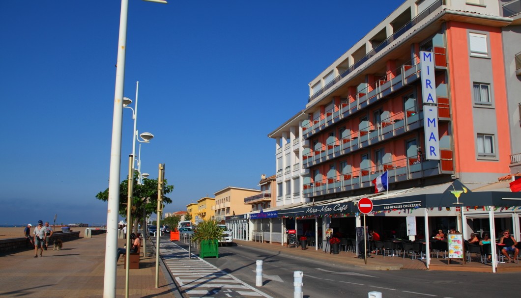 Valras-Plage in Südfrankreich am Meer - Promenade