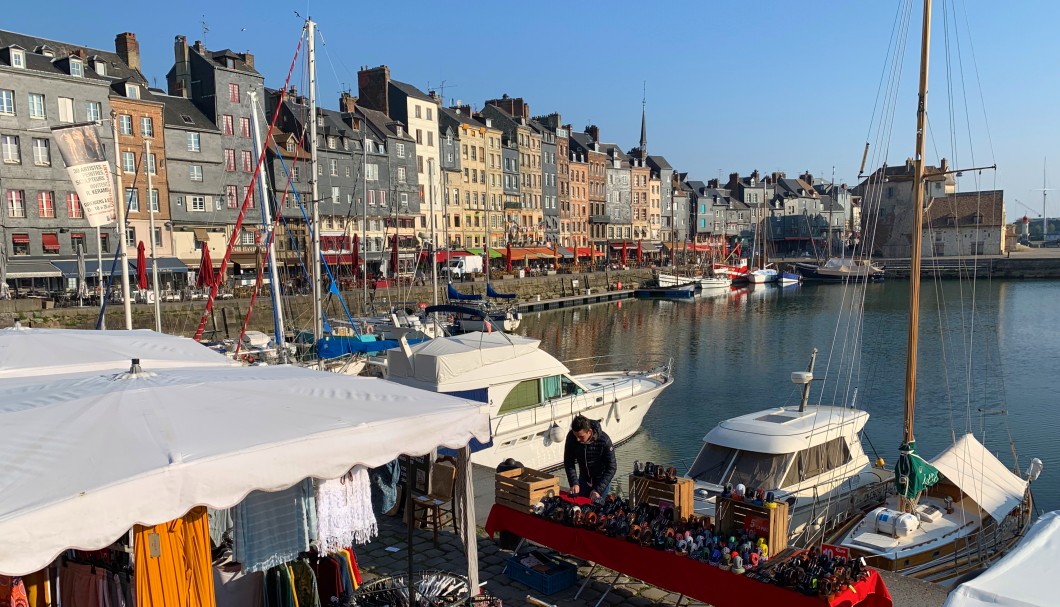 Honfleur in der Normandie am Meer - altes Hafenbecken 3