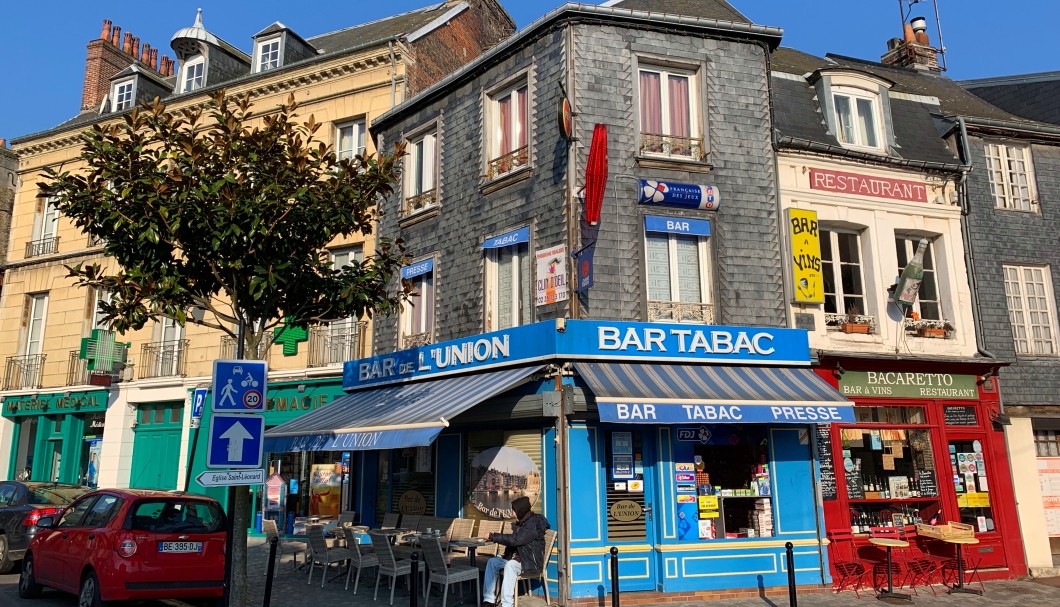 Honfleur in der Normandie am Meer - Stadthäuser