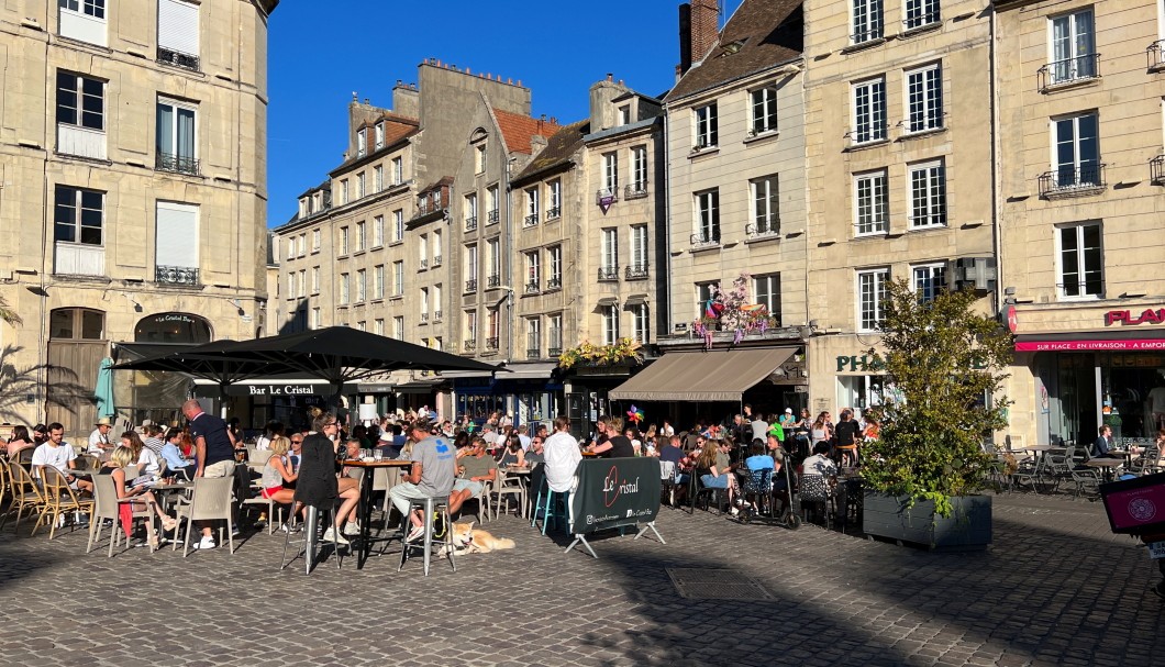 Normandie Urlaub in Caen - Place Saint-Sauveur