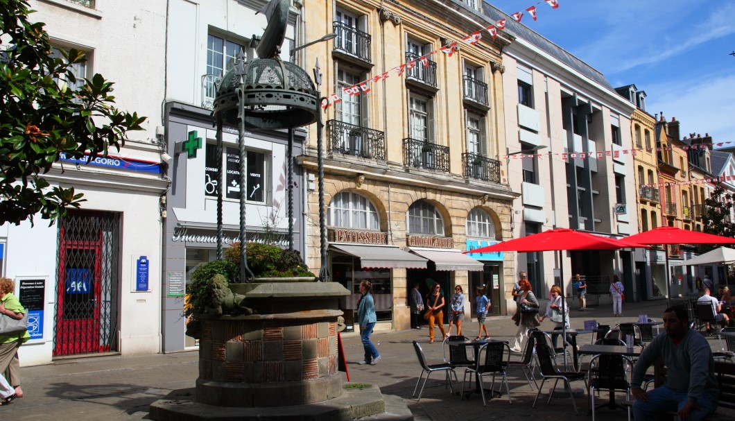 Dieppe - Brunnen Place de Puits-Salé