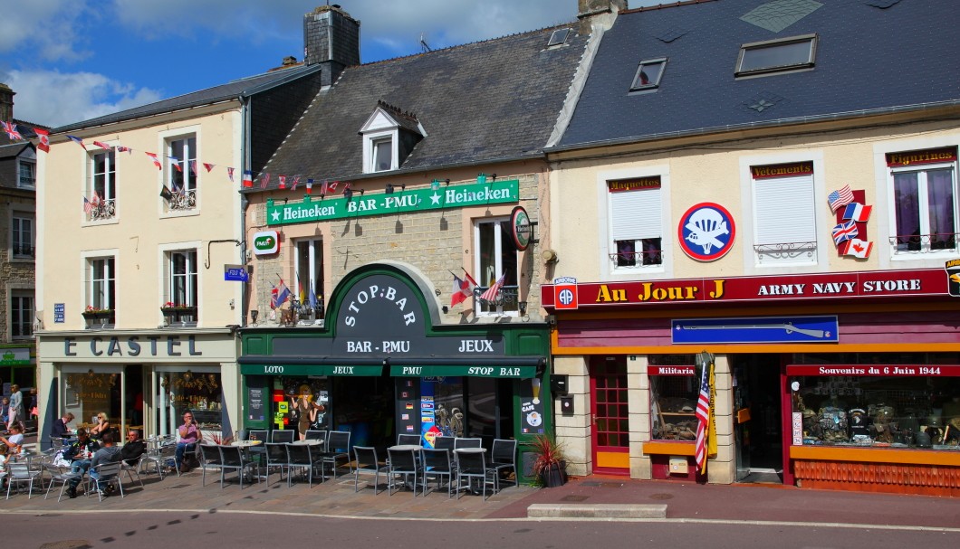 Sainte-Mère-Église Normandie - Cafés Geschäft Rue Général Koenig