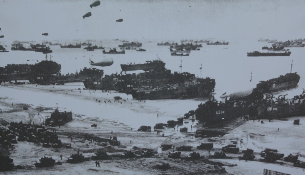 Amerikanischer Soldatenfriedhof Colleville-sur-Mer Normandie - Omaha Beach Landung Truppen