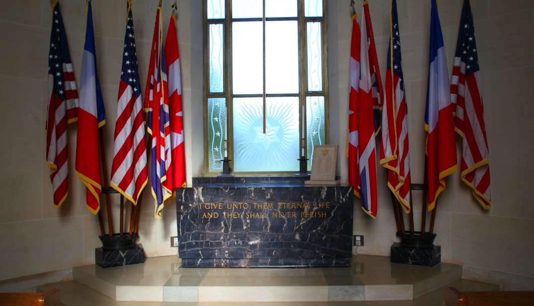 Amerikanischer Soldatenfriedhof Colleville-sur-Mer Normandie - Kapelle