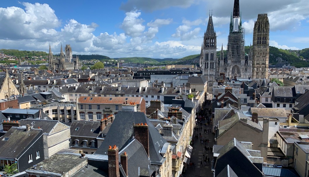 Normandie Urlaub in Rouen - Blick vom Uhrenturm auf die Kathedrale