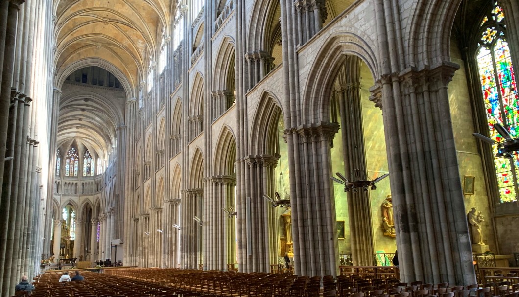 Normandie Urlaub in Rouen - Kathedrale innen