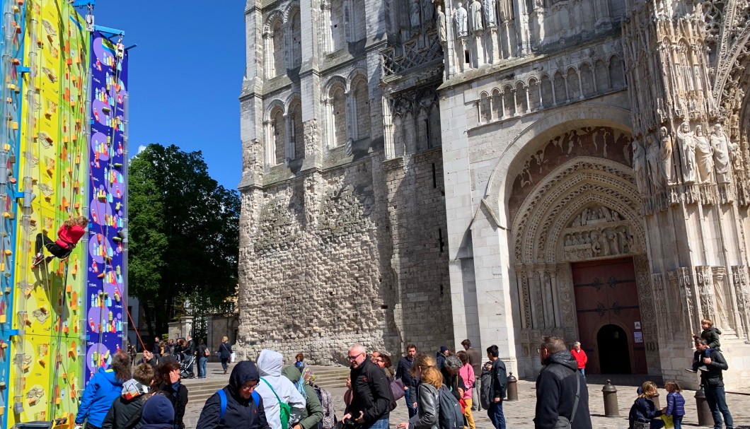 Normandie Urlaub in Rouen - Vorplatz Kathedrale