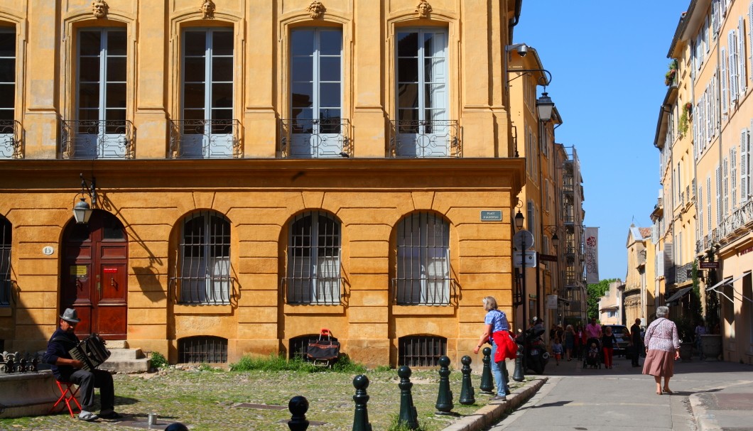 Aix-en-Provence - Place d'Albertras, Rue Espariat