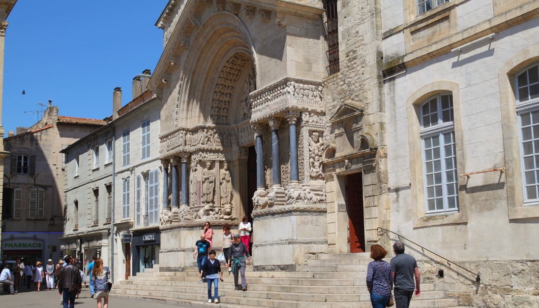 Arles Provence - Place de la République Kathedrale Saint-Trophime Portal
