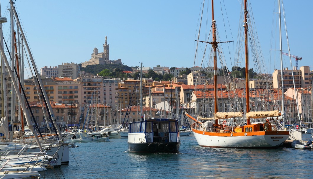 Marseille - Fähre im alten Hafen