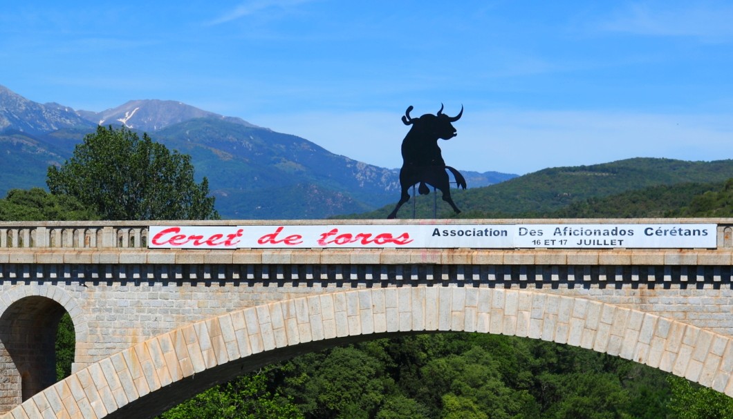 Céret Stierkampf-Werbung